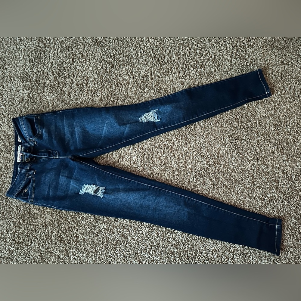 Wannabettabutt? YMI Midrise skinny jeans